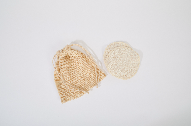 Set of 3 bamboo reusable cleansing pads