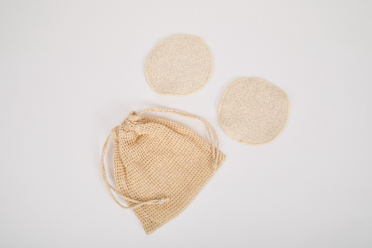 Set of 3 bamboo reusable cleansing pads